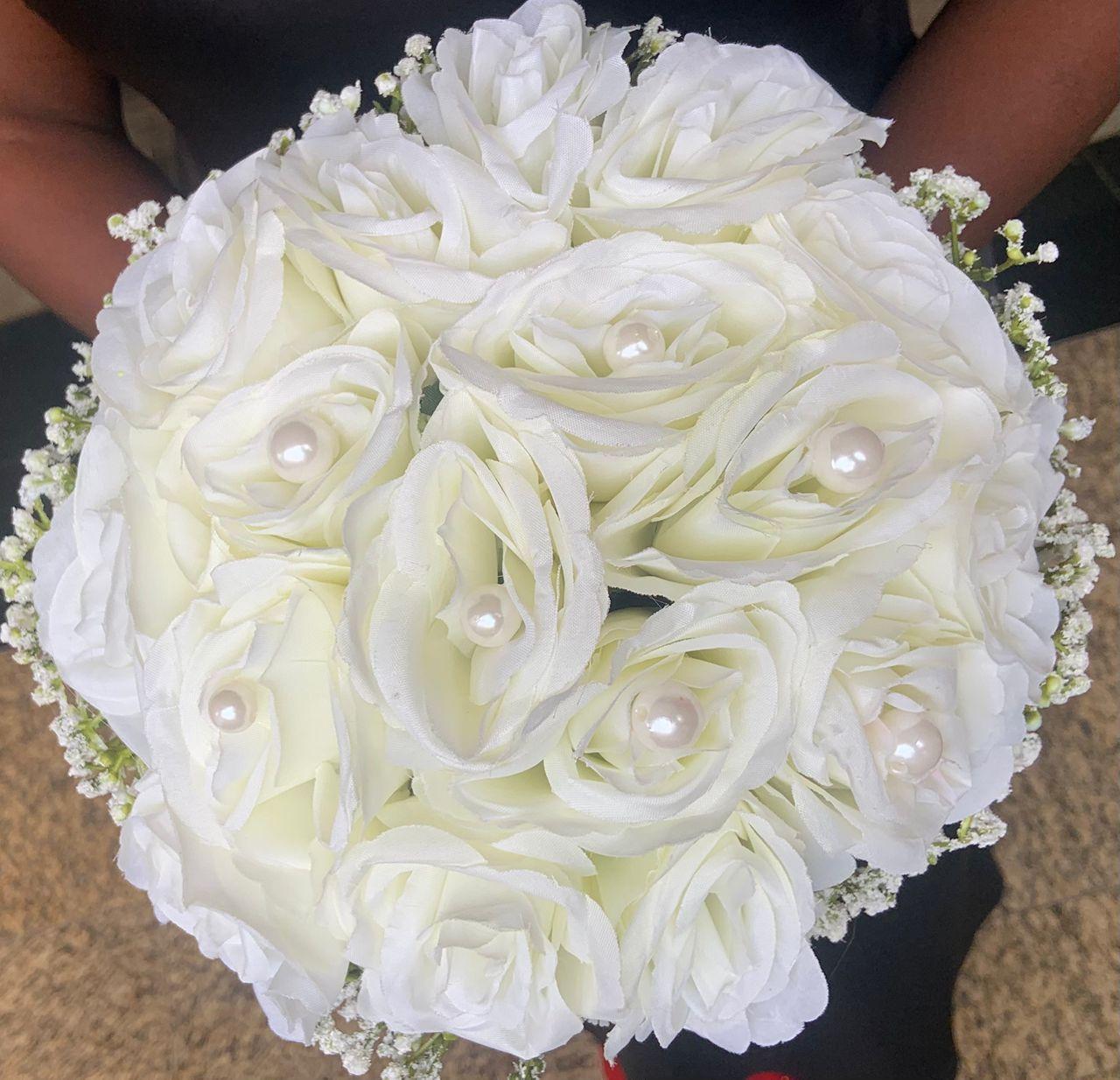 Round white rose bridal bouquet from the FOA collection