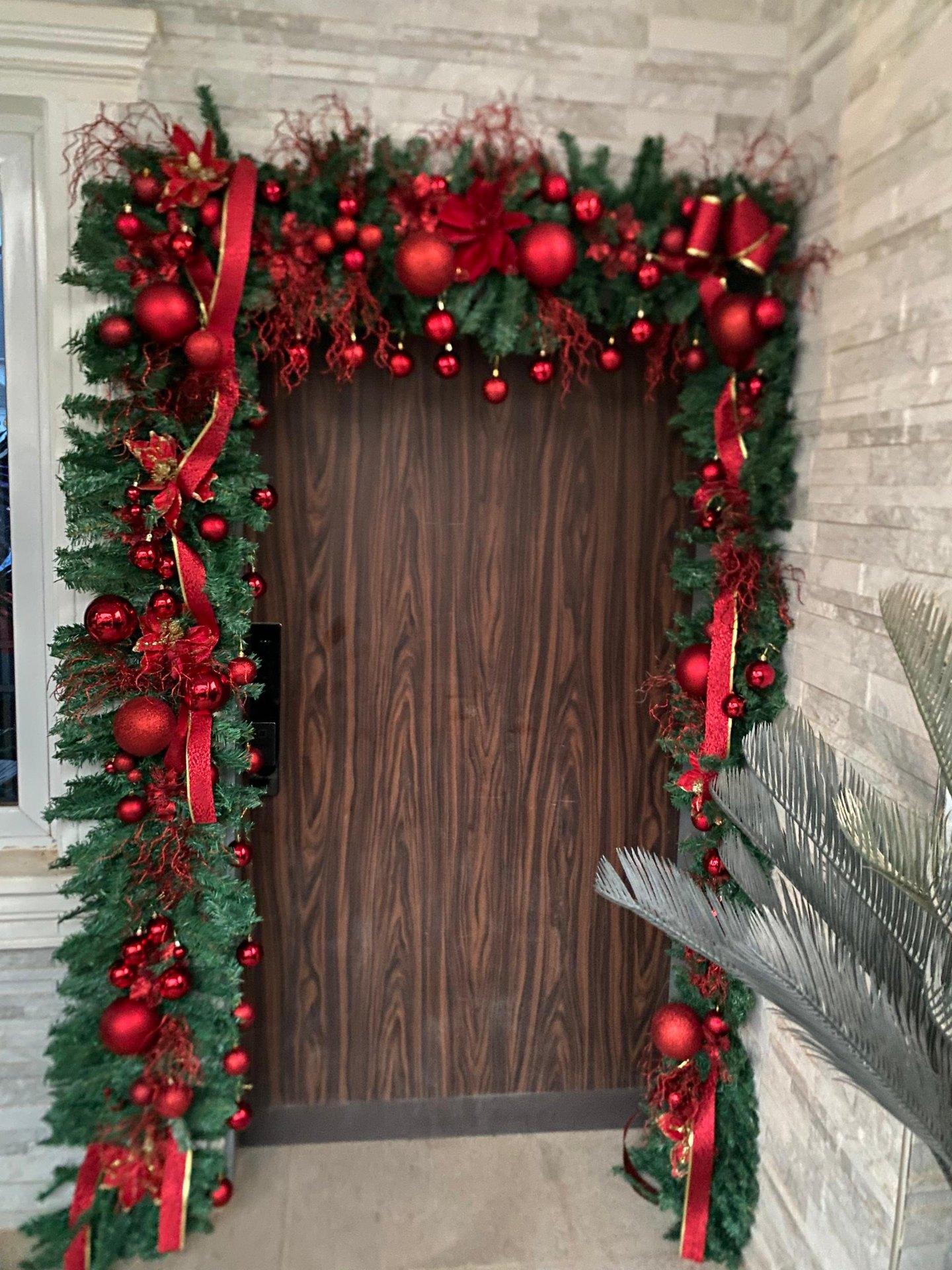 Christmas evergreen garland door decoration with lights and ornaments Abuja Nigeria FOA_gifts